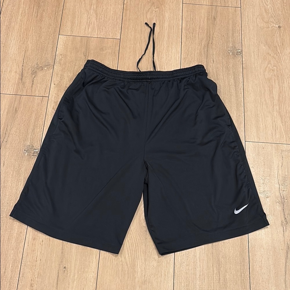 Nike Short Dri- Fit Men’s Basketball Size M